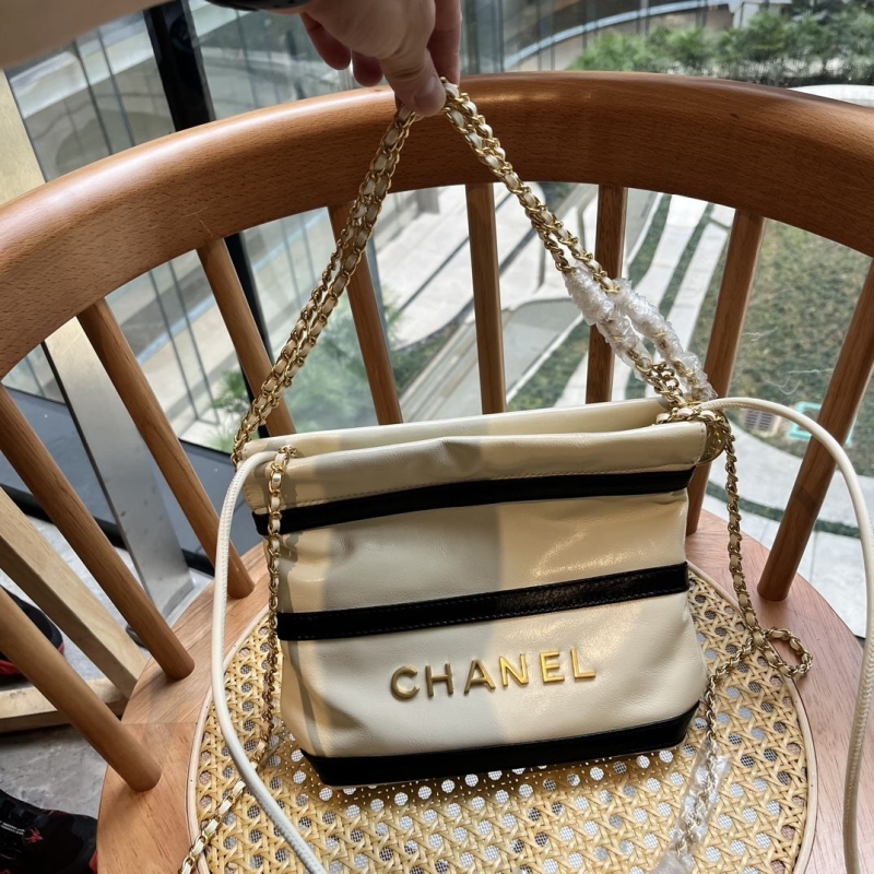 Ch**el hobo 22 bags